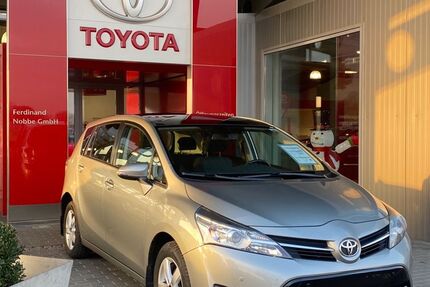 Toyota Verso 177.000 km 10.000 &euro; Wesel 46487
