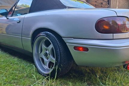 Mazda MX-5 127.000 km 8.800 &euro; Bochum 44869