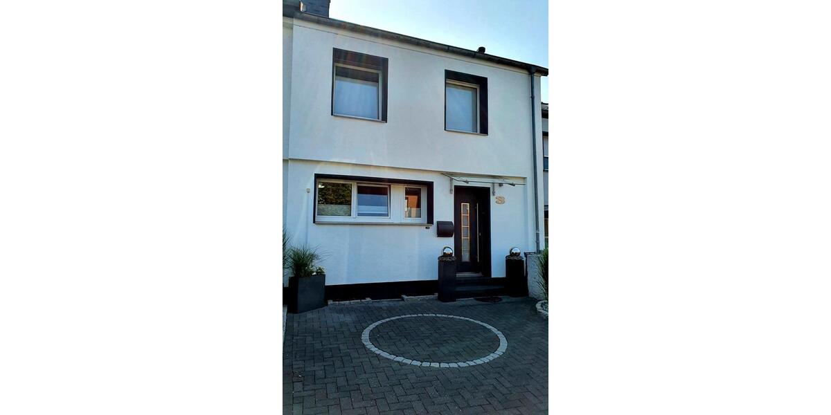 Reihenhaus Essen Stadtbezirk VII - 5 Zimmer, 91 m&sup2;, 370.000&euro; | Angebot:26623431