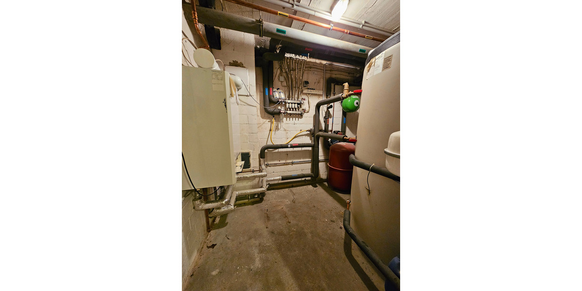 Großer Garten, freier Blick, viel Potenzial – Ihr neues Familienhaus in Kamp-Lintfort 5 zimmer