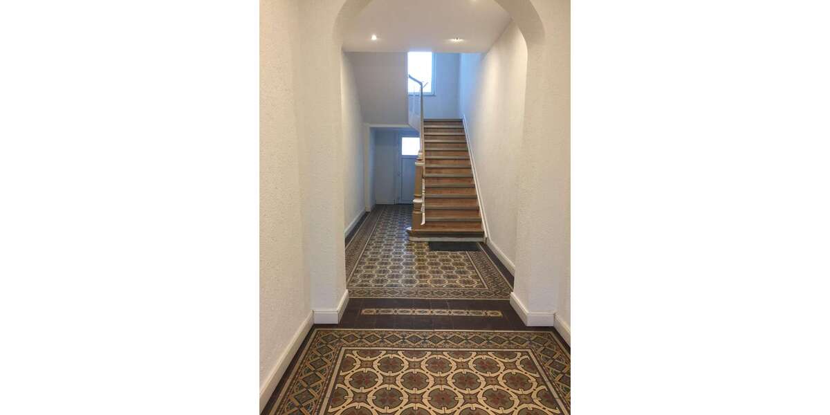 Etagenwohnung Hattingen - 5 Zimmer, 125 m&sup2;, 1.200&euro; | Angebot:24366370