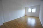 Moderne und großzügige 5 Zimmer-Wohnung über zwei Etagen mit separatem Eingang und Einbauküche - Maisonettenwohnung Düsseldorf Heerdt | Angebot:26971454