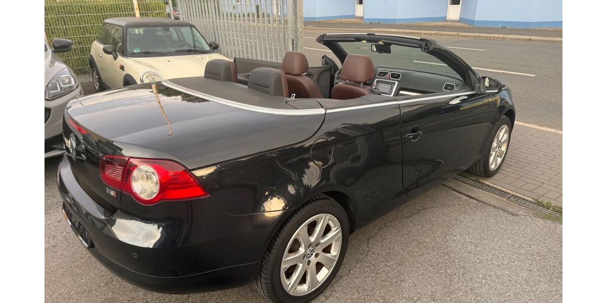 VW Eos 135.357 km 5.900 &euro; Velbert 42551