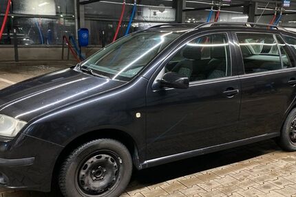 Skoda Fabia 155.736 km 1.499 &euro; Mülheim 45473