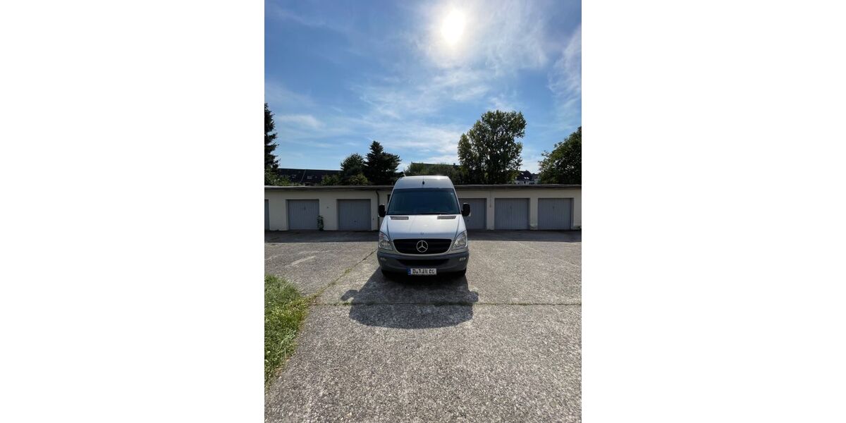 Mercedes-Benz Sprinter 260.000 km 19.000 &euro; Düsseldorf 40229