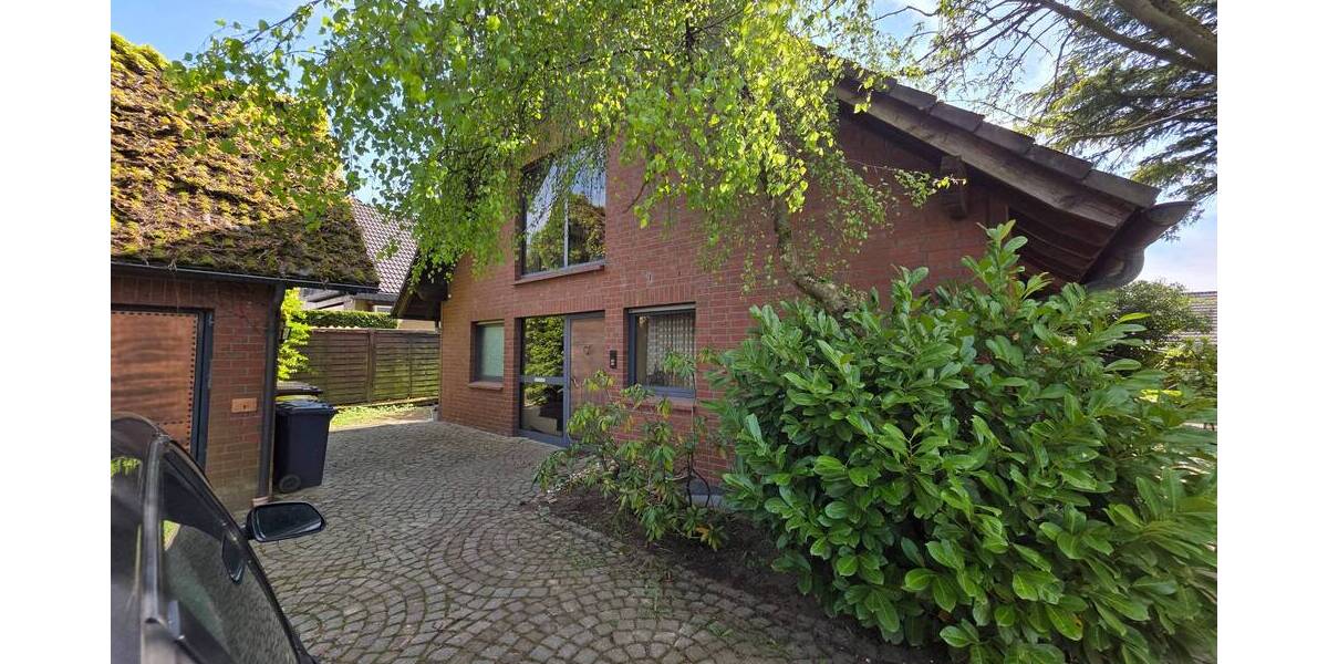 Mehrfamilienhaus, Wohnhaus Velbert Mitte - 6 Zimmer, 230 m&sup2;, 490.000&euro; | Angebot:23944327