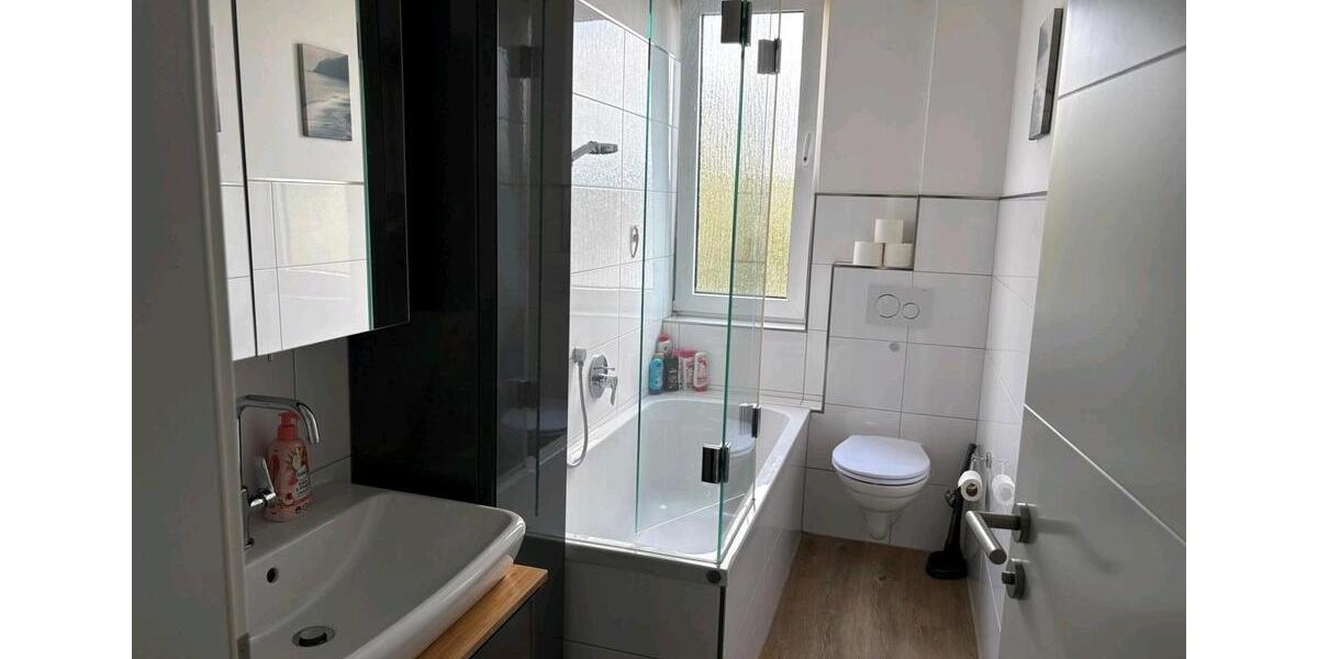 Etagenwohnung Wesel Fusternberg - 4.5 Zimmer, 92 m&sup2;, 200.000&euro; | Angebot:26393699
