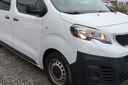 Peugeot Expert 127.000 km 15.900 &euro; Düsseldorf 40219