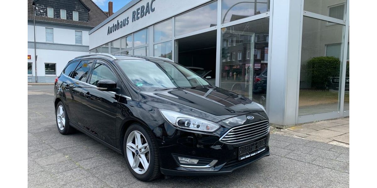 Ford Focus 82.000 km 10.590 &euro; Moers 47443