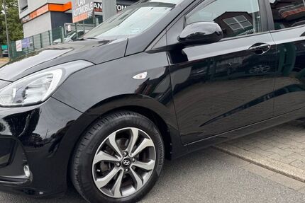 Hyundai i10 54.116 km 9.990 &euro; Gelsenkirchen 45899