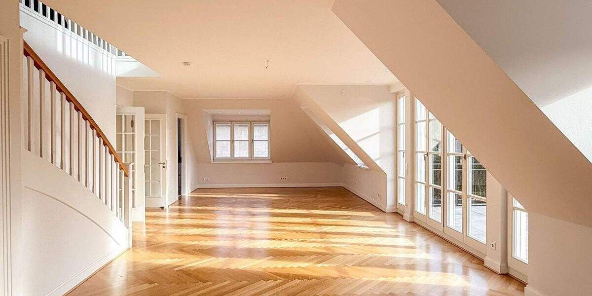 Luxuriöse 4-Zimmer-Maisonette im Zooviertel - Süd-Balkon, Einbauküche & zwei TG-Stellplätze 4 zimmer