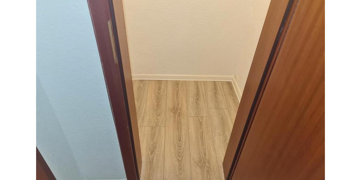 Renovierte 2-Zimmer-Wohnung im Erdgeschoss zu vermieten! 2 zimmer