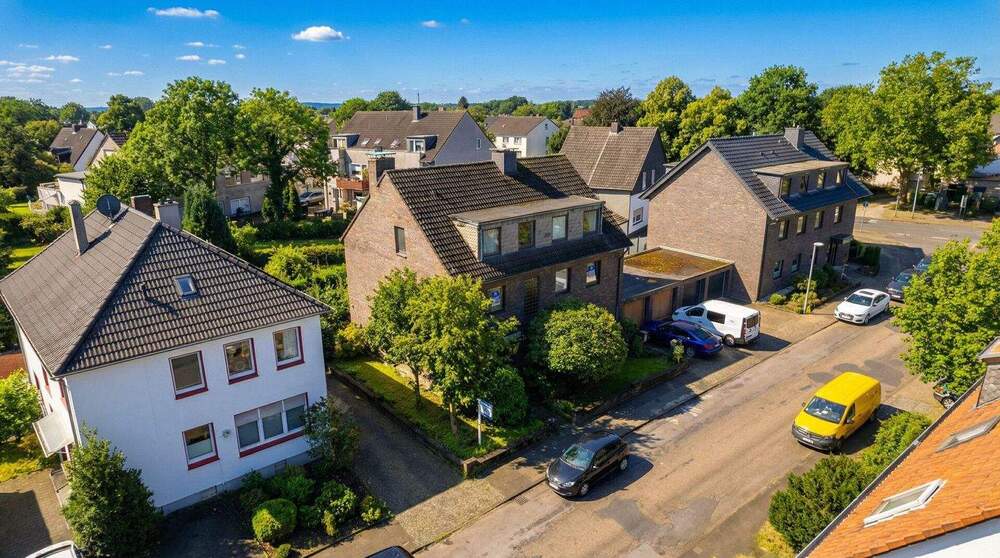 Einfamilienhaus Bottrop / Fuhlenbrock Fuhlenbrock - 1 Zimmer, 268 m&sup2;, 659.000&euro; | Angebot:25631650