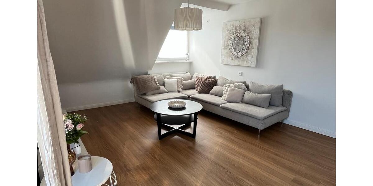 Dachgeschoßwohnung Essen Stadtbezirk IV - 4 Zimmer, 79 m&sup2;, 245.000&euro; | Angebot:25442261