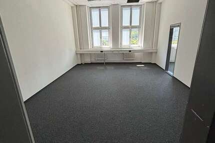 Büro in Essen 3.360 € 480 m²