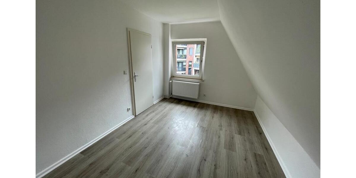 Dachgeschoßwohnung Wesel Fusternberg - 2 Zimmer, 60 m&sup2;, 780&euro; | Angebot:25416050