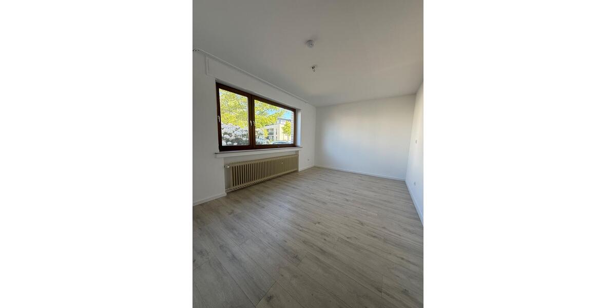 Erdgeschoßwohnung Neukirchen-Vluyn Vluyn - 4 Zimmer, 125 m&sup2;, 1.600&euro; | Angebot:26381616