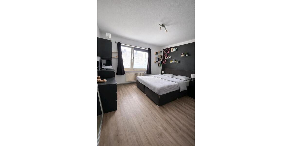 Etagenwohnung Duisburg Rheinhausen - 3 Zimmer, 74 m&sup2;, 176.000&euro; | Angebot:26946330
