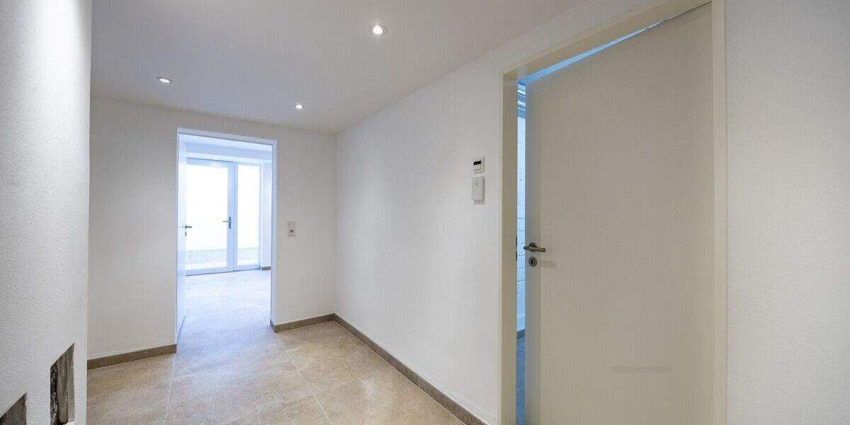 Energieeffizientes Wohnjuwel in Top-Lage! Kernsanierter Bungalow am Strümper Berg 7 zimmer