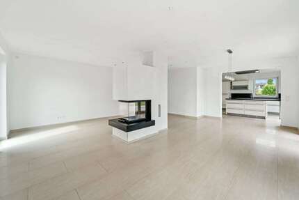 Haus zum Kaufen in Wunstorf 890.000 € 203 m²