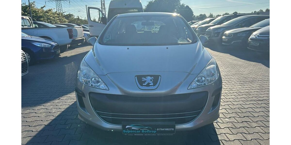 Peugeot 308 195.000 km 2.500 &euro; Bottrop 46238