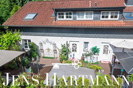 Essen-Frintrop: Ein-Zweifamilienhaus in zweiter Reihe - ruhig, privat und modern 5 zimmer