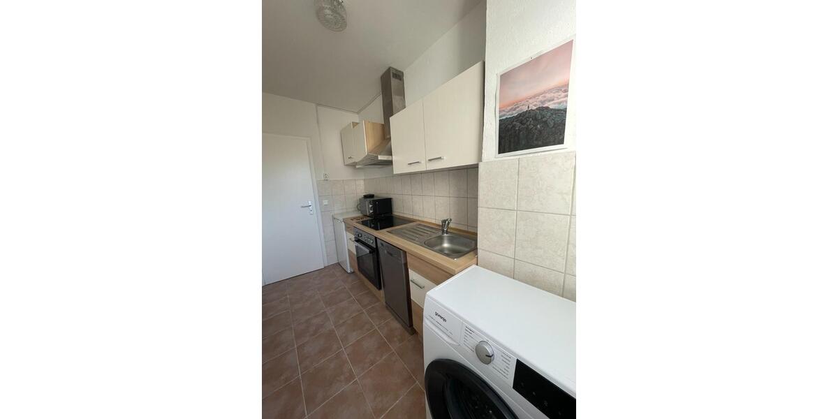 Etagenwohnung Essen Stadtbezirk VI - 2 Zimmer, 61 m&sup2;, 160.000&euro; | Angebot:25407125