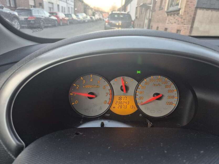 Nissan Micra 239.000 km 900 € Oberhausen 46149