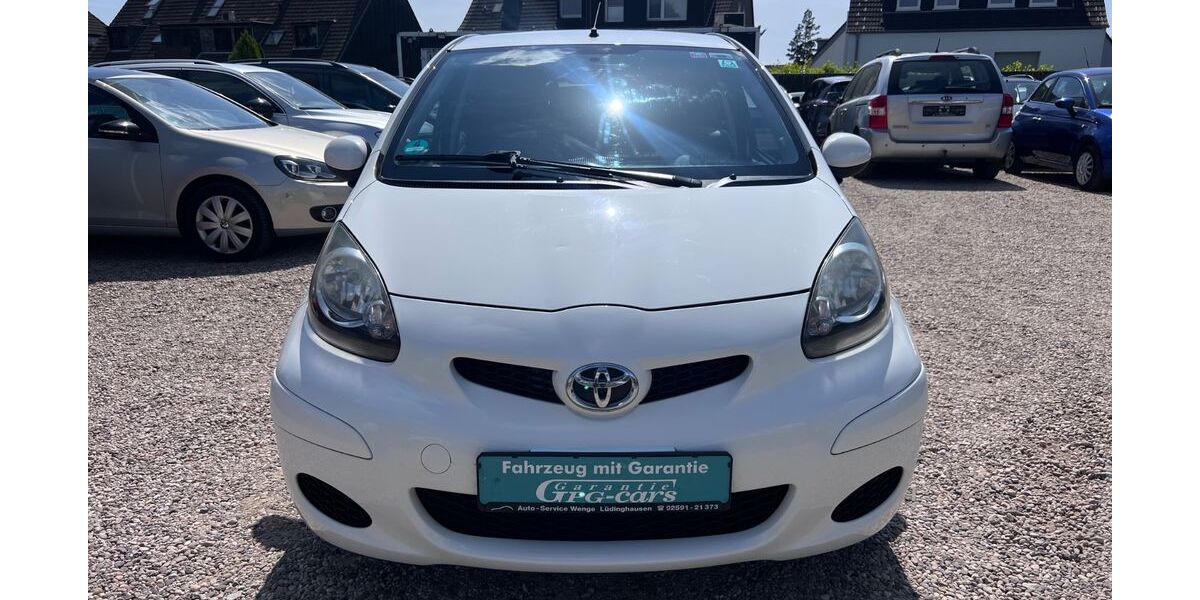 Toyota Aygo (X) 160.000 km 2.999 &euro; Essen 45355