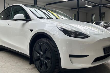Tesla Model Y 32.000 km 38.590 &euro; Velbert 42551