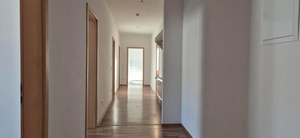 Dachgeschoßwohnung Herne - 5 Zimmer, 130 m&sup2;, 790&euro; | Angebot:26166754
