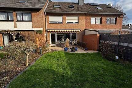 Haus Krefeld Fischeln - 5 Zimmer, 105 m&sup2;, 395.000&euro; | Angebot:25820518