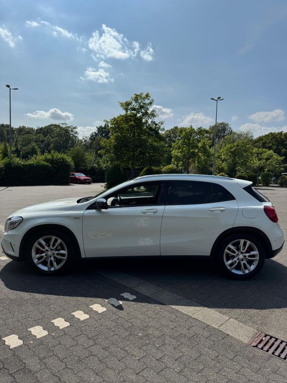 GLA 220