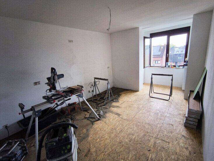 Etagenwohnung Oberhausen Schwarze Heide - 3 Zimmer, 110 m&sup2;, 880&euro; | Angebot:26878998