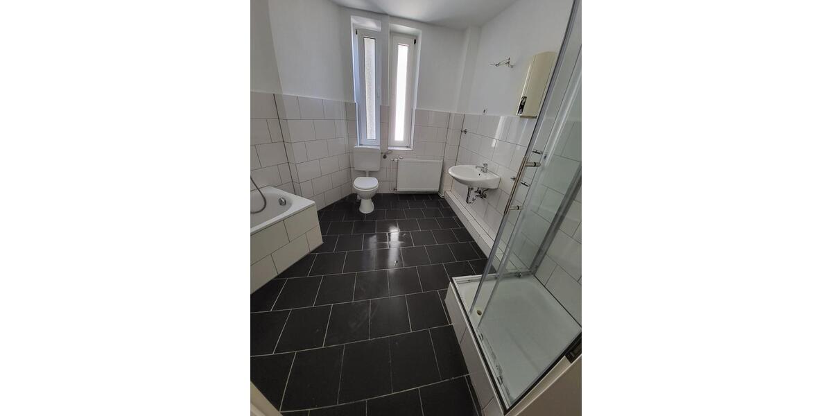 Etagenwohnung Oberhausen Osterfeld - 5 Zimmer, 123 m&sup2;, 1.000&euro; | Angebot:26340823