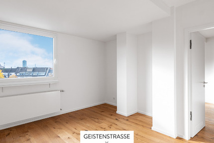 Sanierter Altbau: Großzügige 3-Zimmer-Wohnung im Erstbezug 3 zimmer