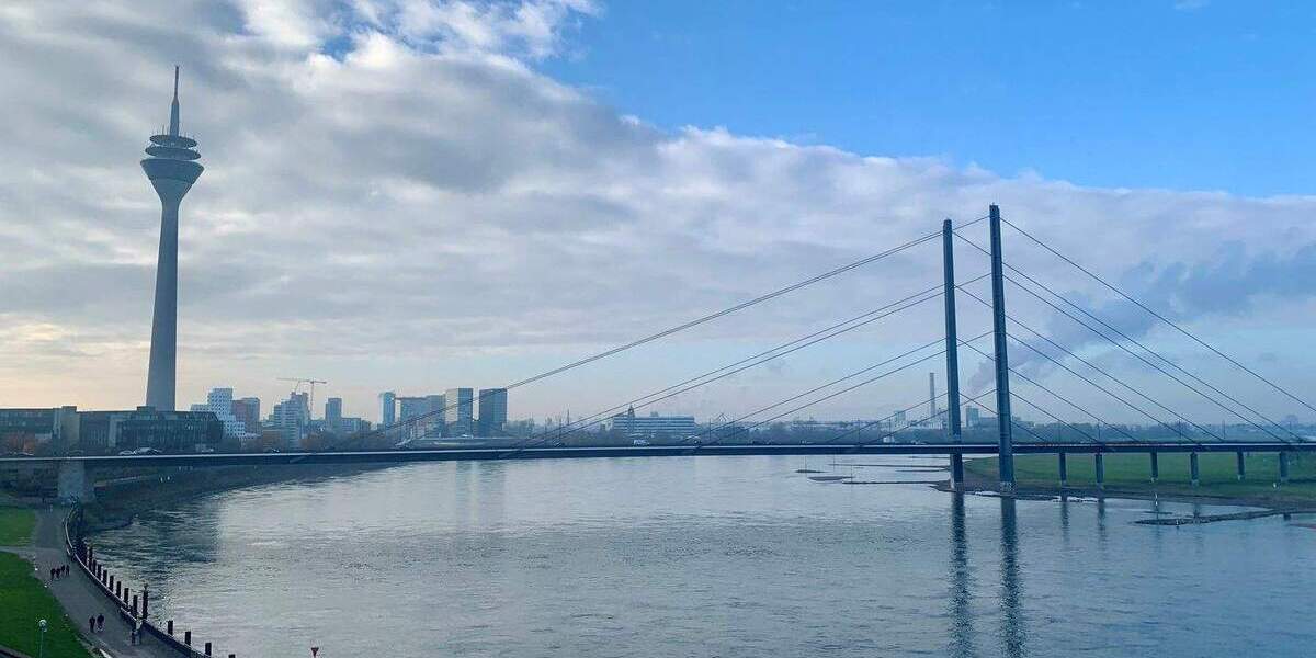 Panorama Rheinblick am Mannesmannufer 3 zimmer