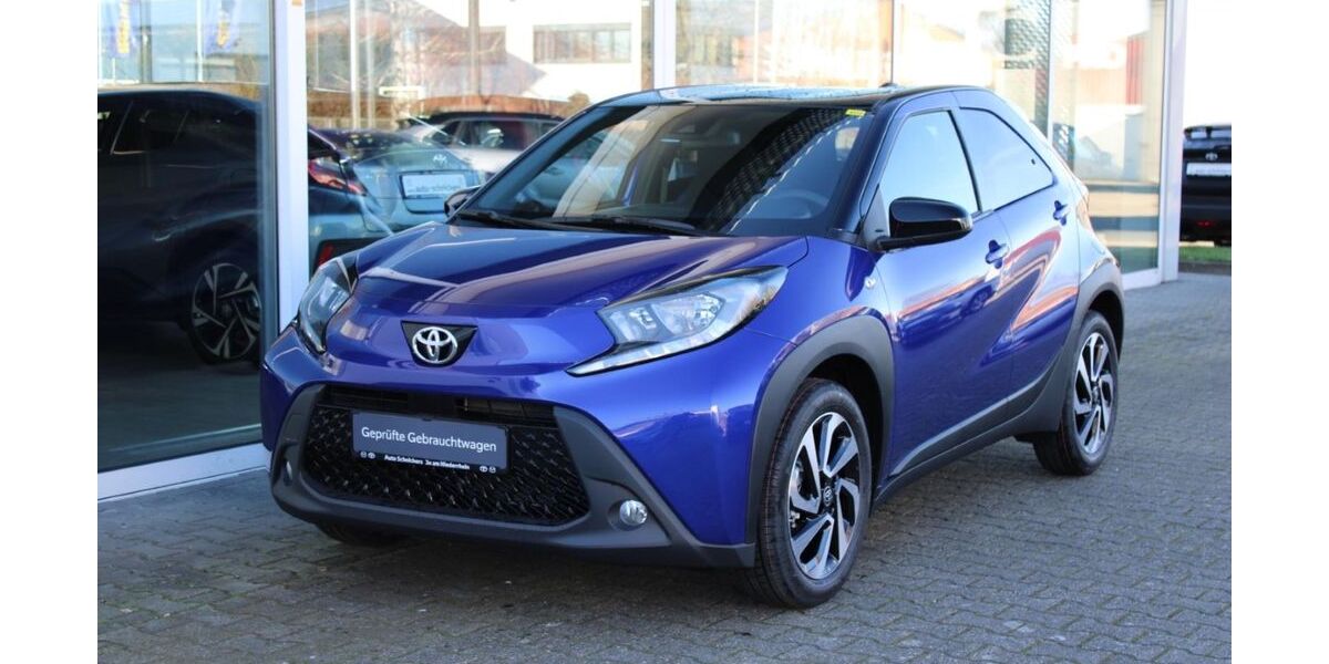 Toyota Aygo (X) 3.339 km 17.250 &euro; Moers 47441