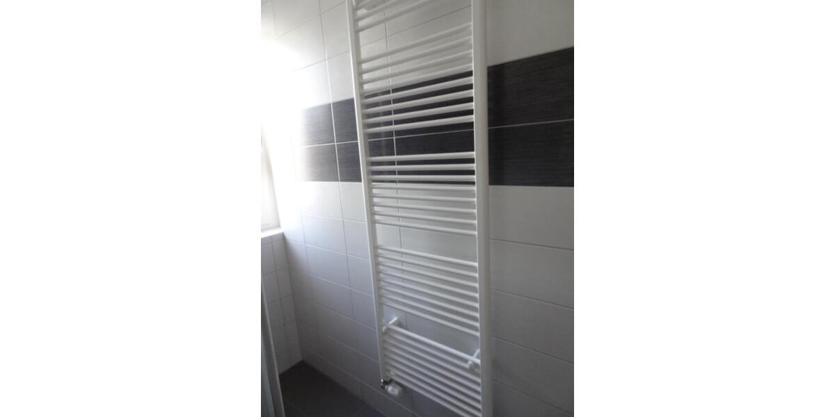 Dachgeschoßwohnung Gelsenkirchen Erle - 2.5 Zimmer, 50 m&sup2;, 400&euro; | Angebot:25272374