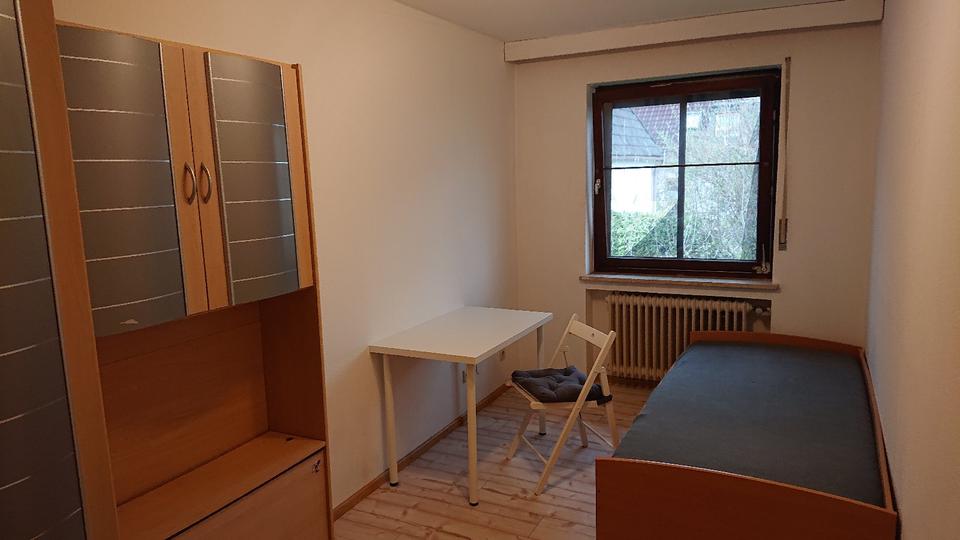 Etagenwohnung Mülheim an der Ruhr Linksruhr - 1 Zimmer, 9 m&sup2;, 620&euro; | Angebot:24755831
