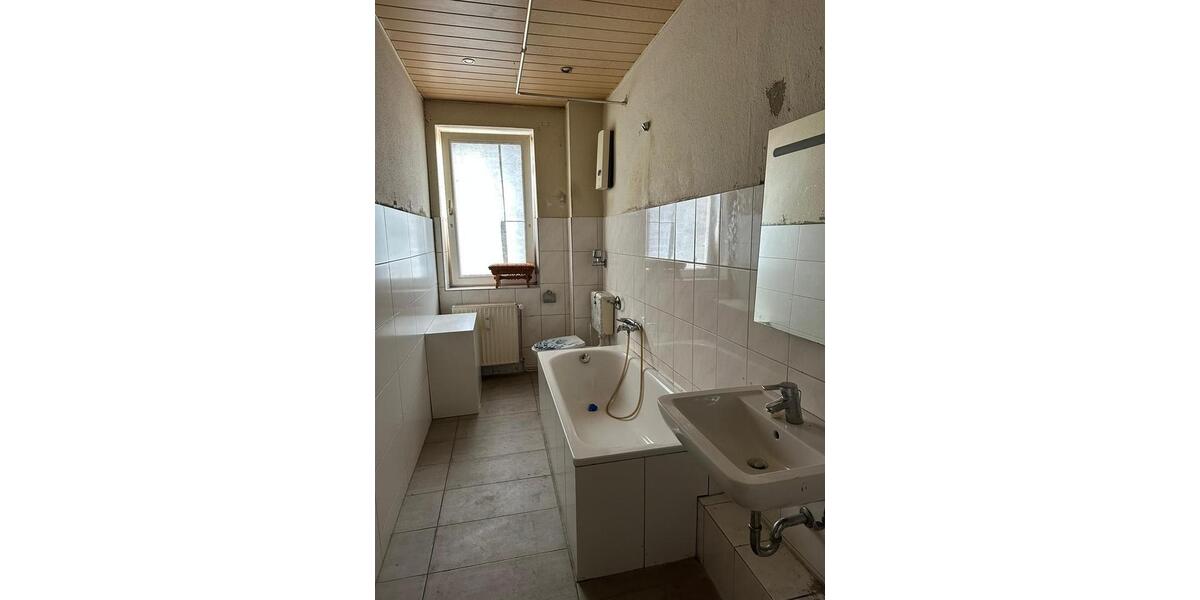 Etagenwohnung Bochum Günnigfeld - 1 Zimmer, 68 m&sup2;, 565&euro; | Angebot:24380229