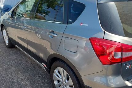 Suzuki SX4 32.990 km 13.800 &euro; Düsseldorf 40211