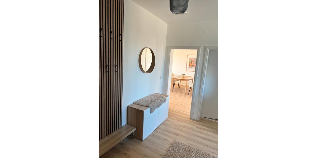 Etagenwohnung Düsseldorf Niederkassel - 2 Zimmer, 60 m&sup2;, 1.850&euro; | Angebot:26374084