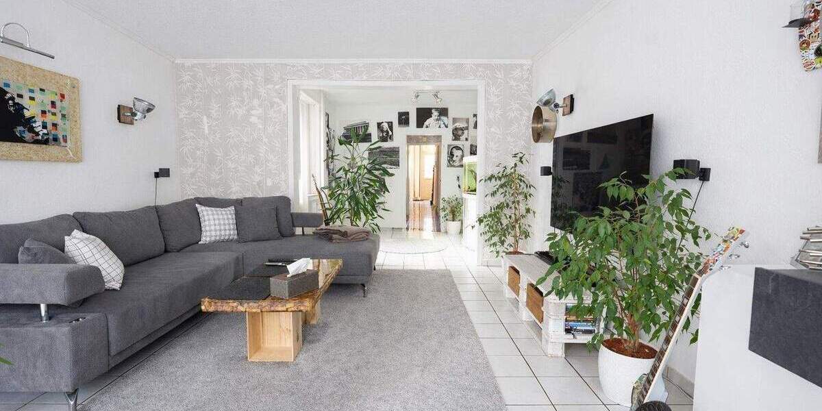 Mehrfamilienhaus, Wohnhaus Krefeld / Bockum Bockum - 6 Zimmer, 184 m&sup2;, 498.000&euro; | Angebot:24764879