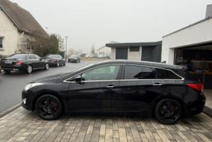 Hyundai i40 185.500 km 7.700 &euro; Herne 44653