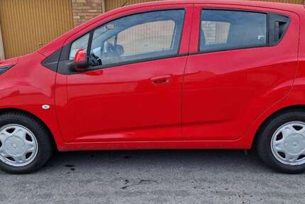 Chevrolet Spark 141.000 km 4.399 € Gelsenkirchen 45884