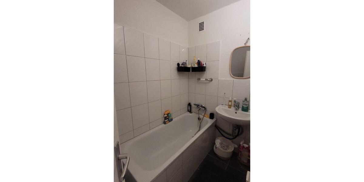 Erdgeschoßwohnung Hattingen Blankenstein - 3 Zimmer, 76 m&sup2;, 830&euro; | Angebot:24770703