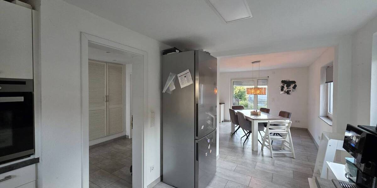 Doppelhaushälfte Velbert Kostenberg - 9 Zimmer, 259 m&sup2;, 650.000&euro; | Angebot:25680192