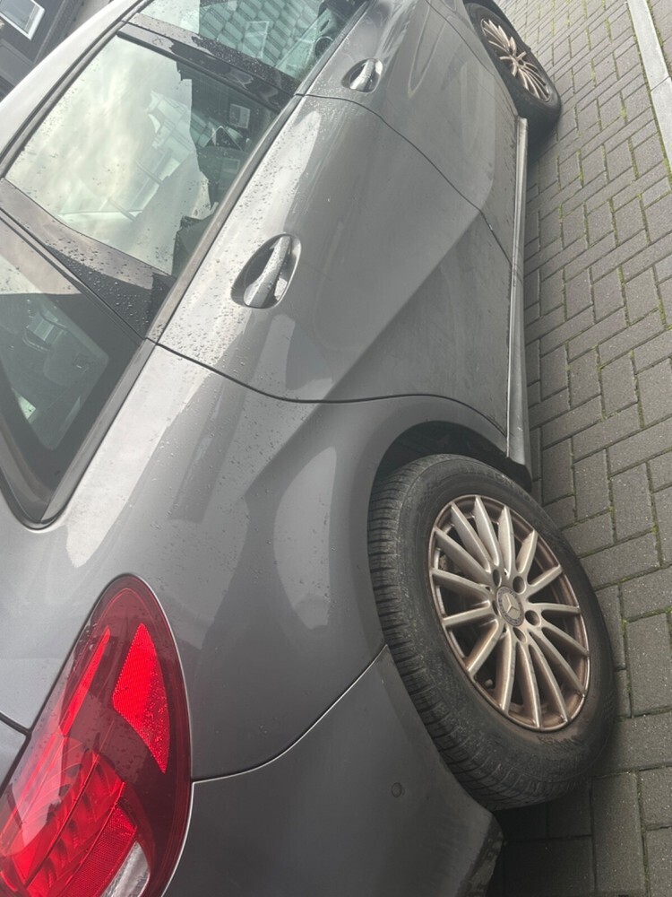 B 180