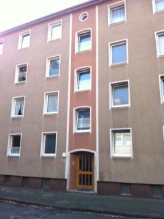 Dürfen wir vorstellen: Ihr neues Zuhause von VIVAWEST...Einkaufsgutschein inklusive.